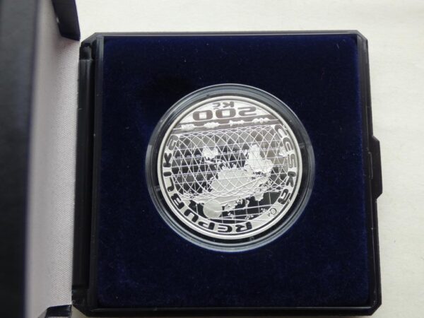 200 Kč - 2007 | 50. výročí vypuštění první umělé družice země PROOF