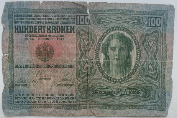 100 Koruna - 1912 | stříhaný kolek
