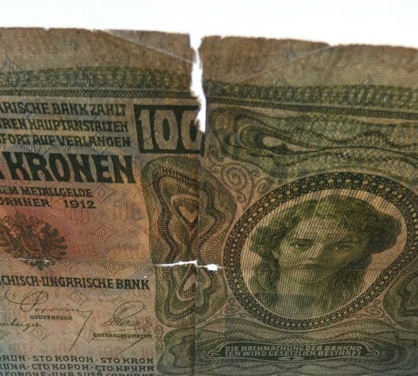 100 Koruna - 1912 | stříhaný kolek